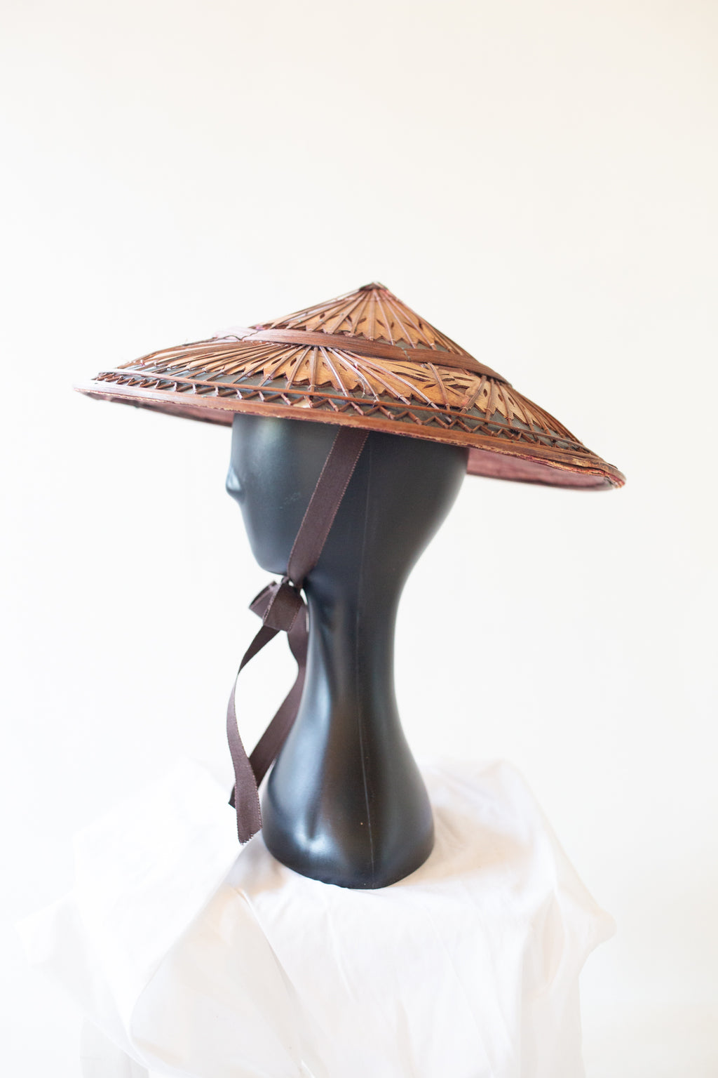 Vintage Vietnamese Nón Lá Leaf Hat