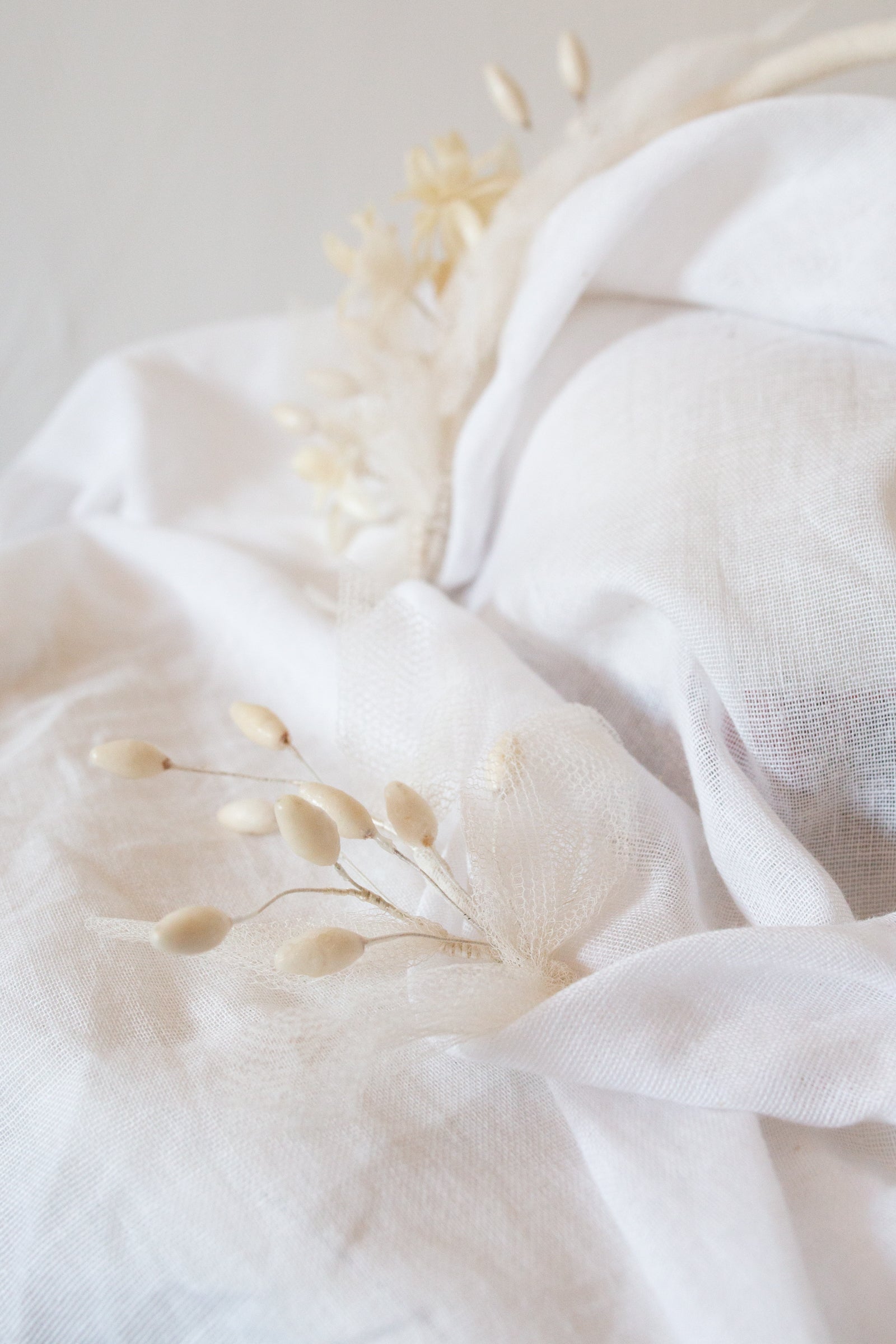 Antique 1920s Ivory Wax Flower Hair Band