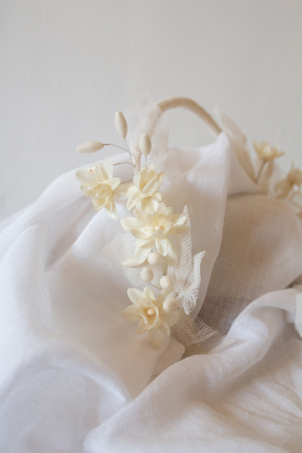 Antique 1920s Ivory Wax Flower Hair Band