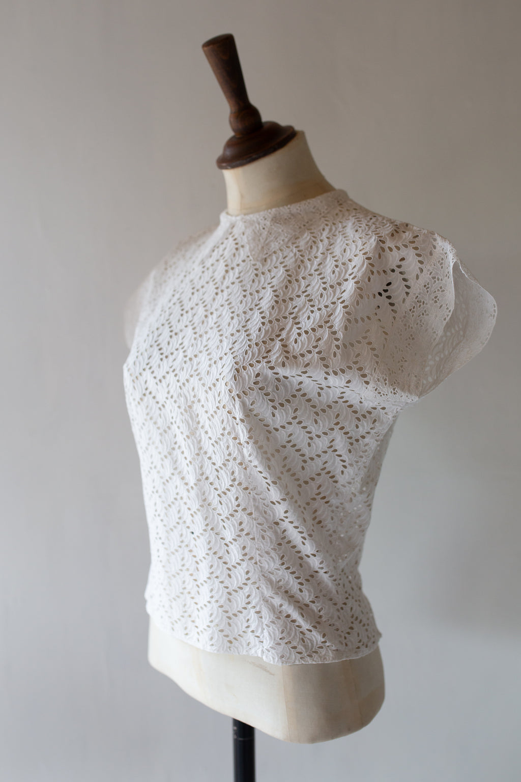 Vintage 1930s Broderie Anglaise White Blouse