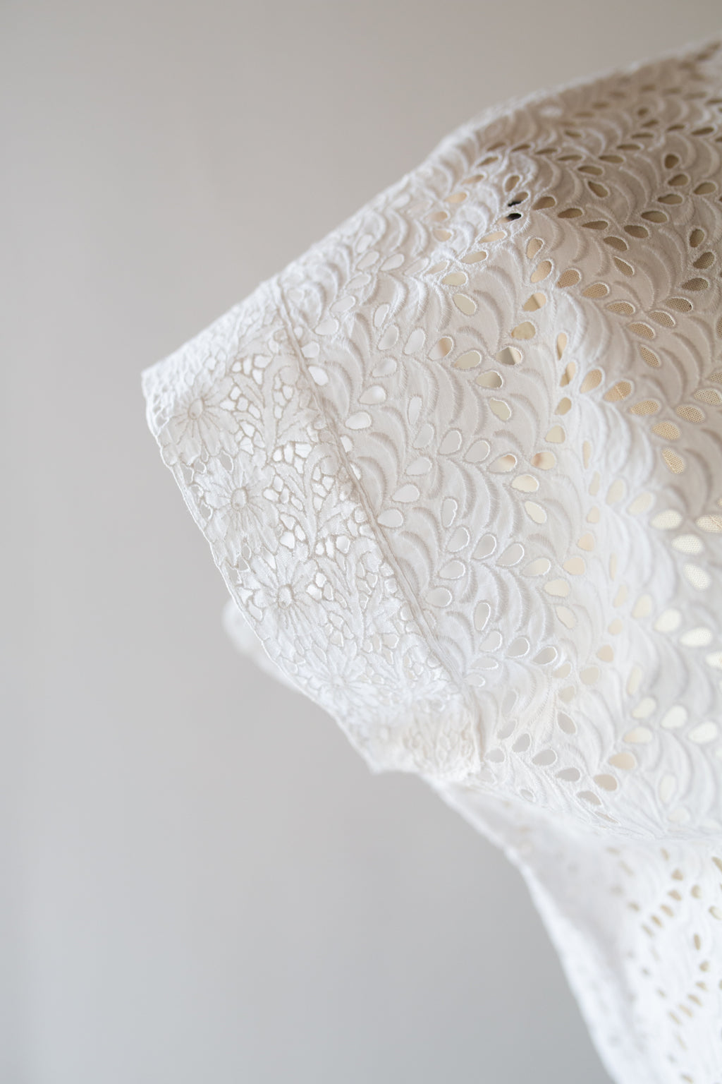 Vintage 1930s Broderie Anglaise White Blouse