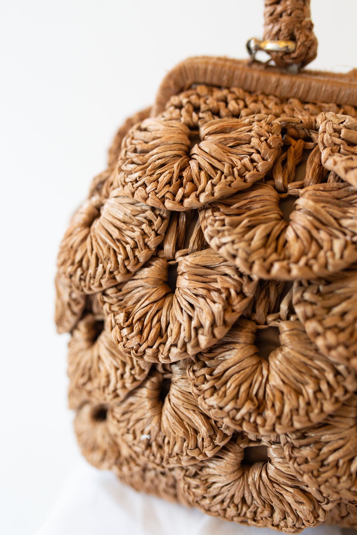 Vintage 1960s James Flosheim Raffia Petal Bag