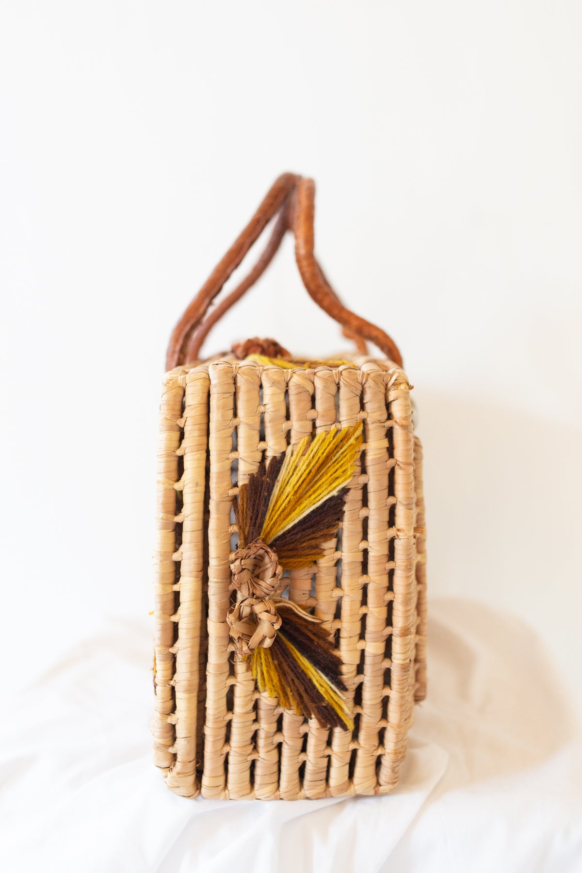Vintage 1950s Straw Embroidered Box Bag