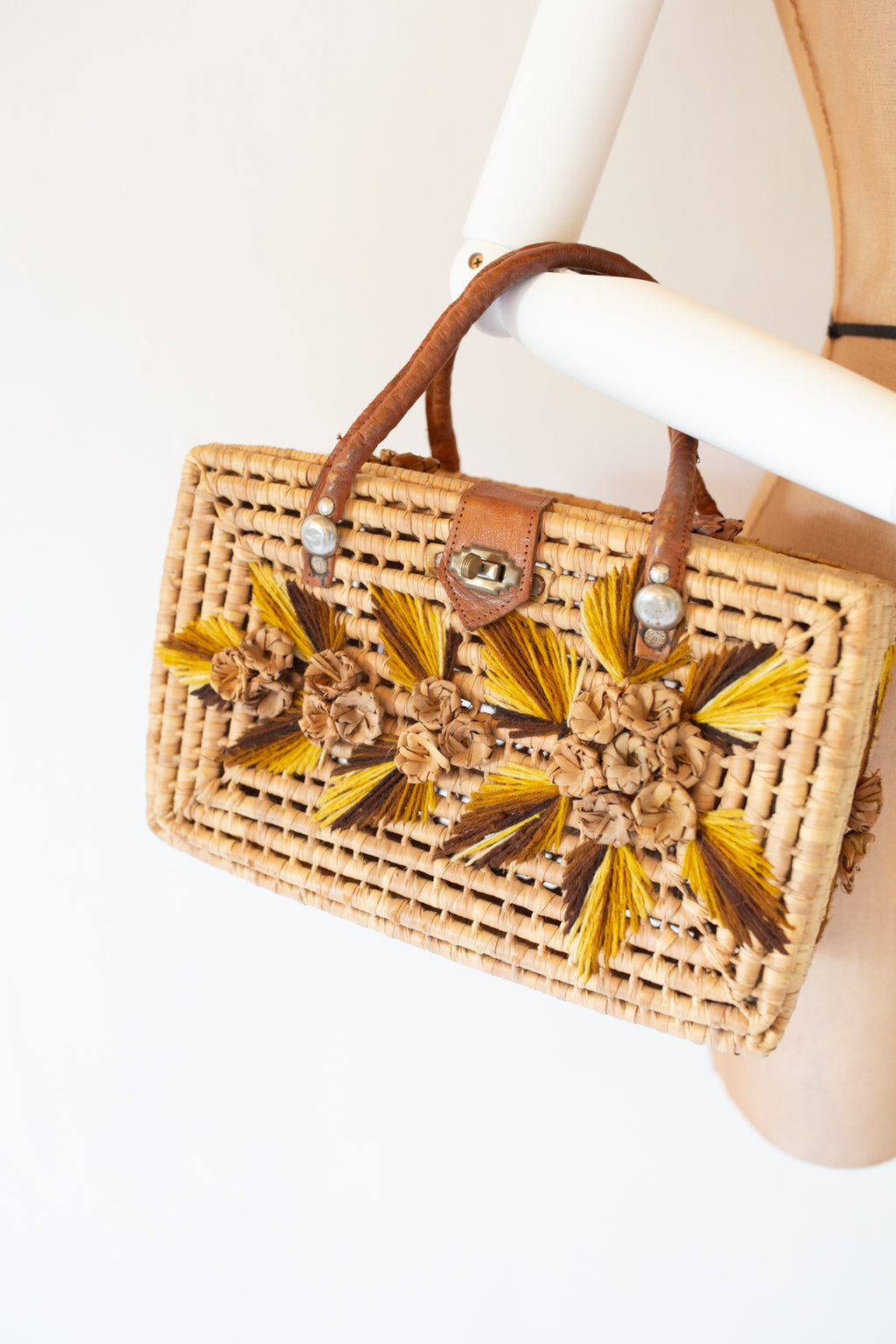 Vintage 1950s Straw Embroidered Box Bag