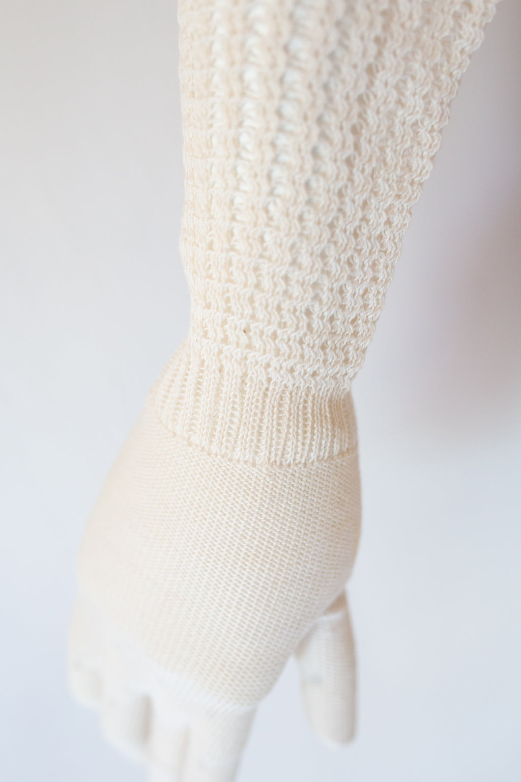 Vintage 1920s Fine Knit Gauntlet Gloves