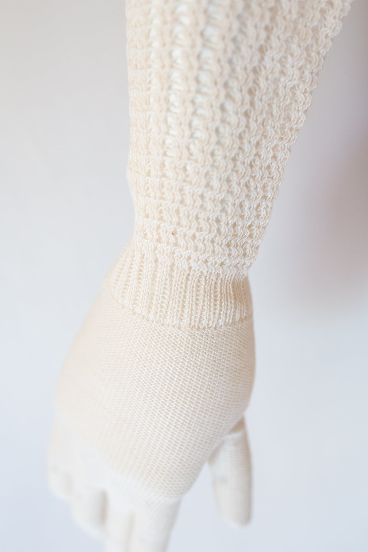 Vintage 1920s Fine Knit Gauntlet Gloves