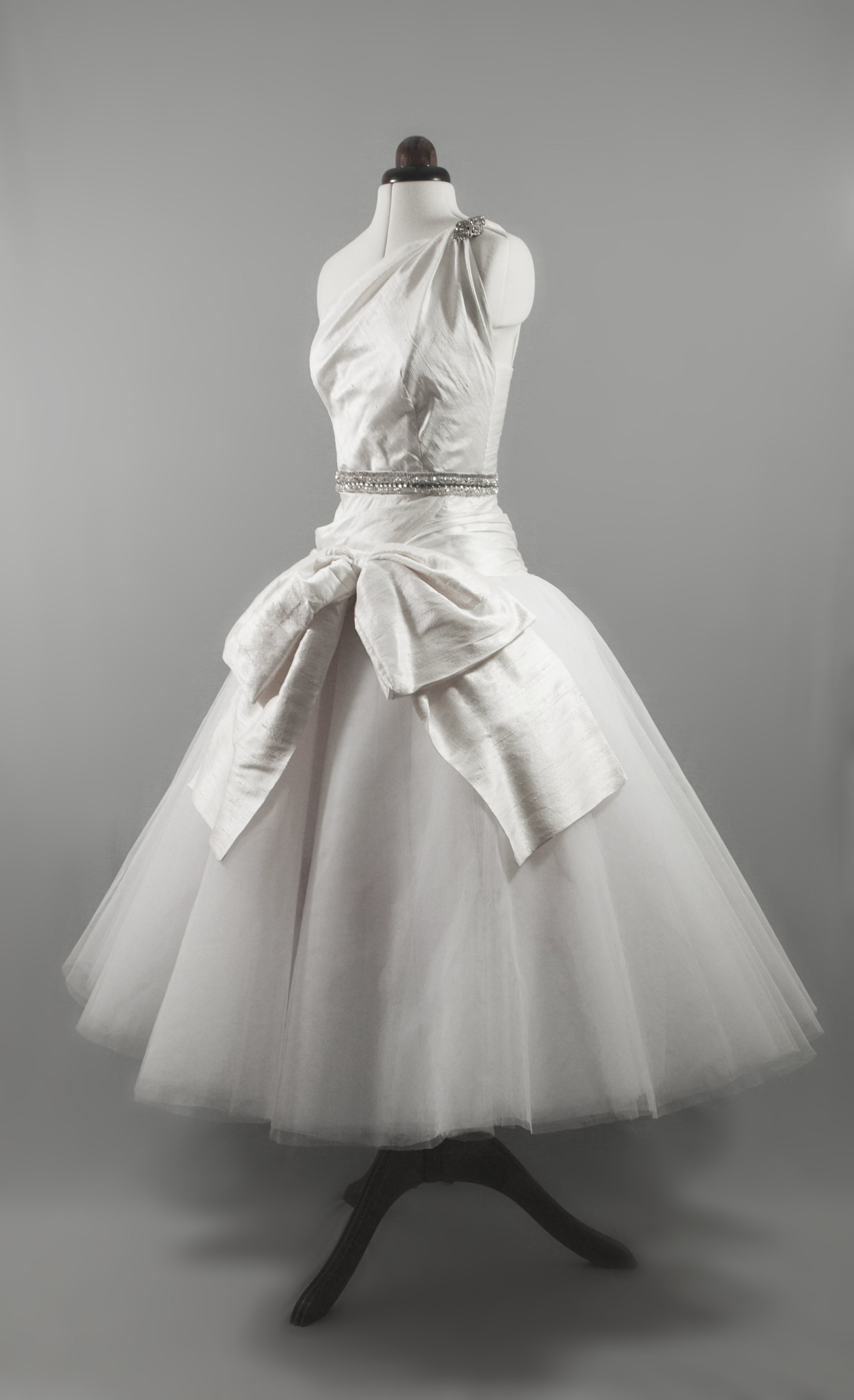 Astor - Silk and Tulle Asymmetric Ballerina Gown