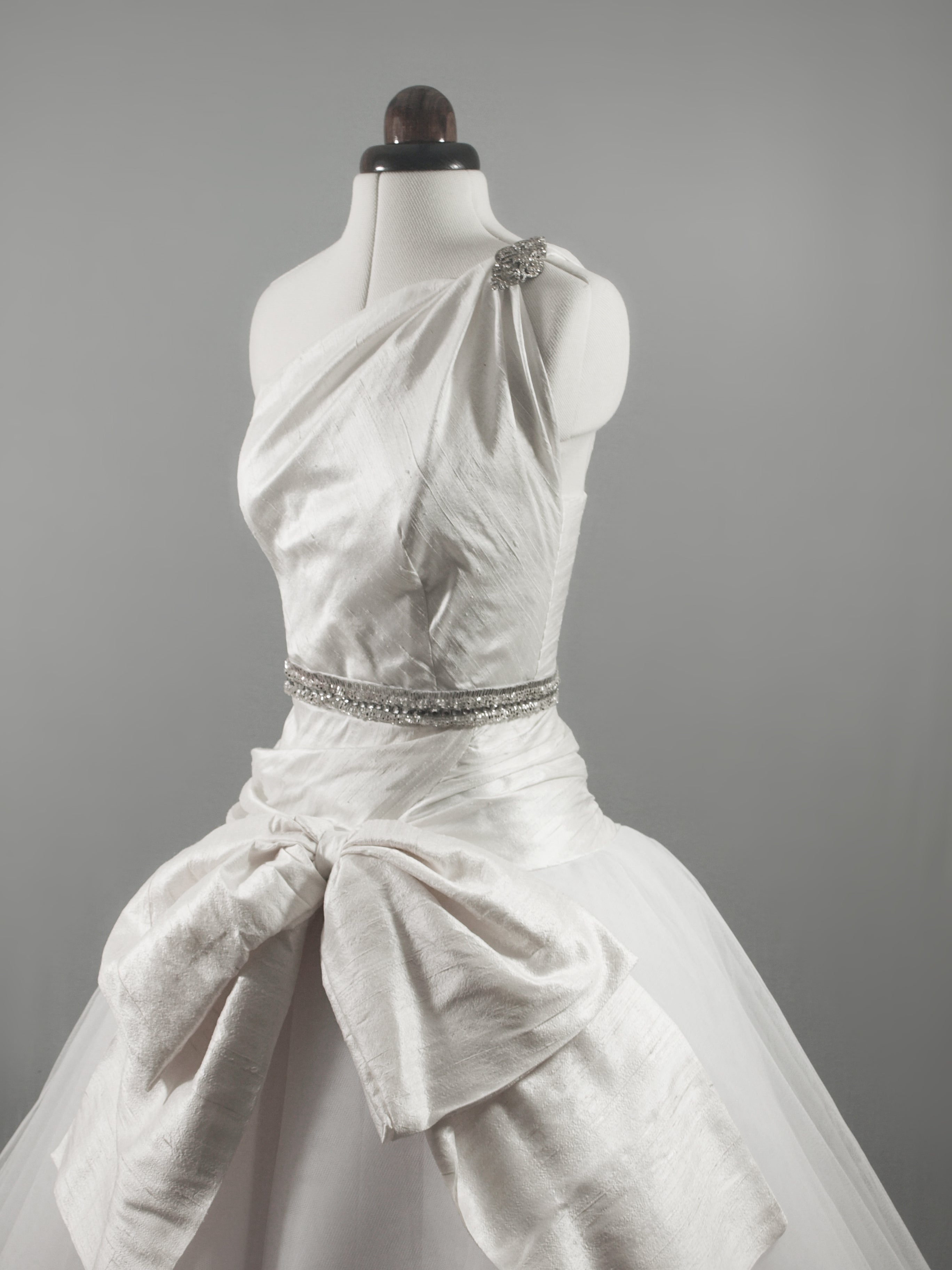 Astor - Silk and Tulle Asymmetric Ballerina Gown