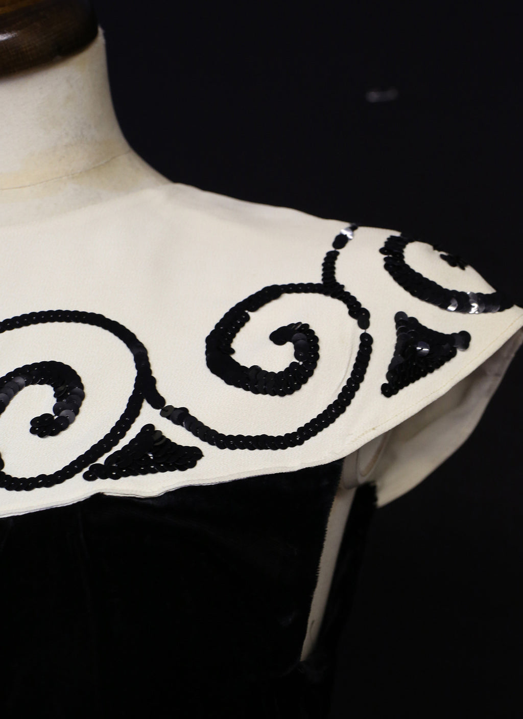 RESERVED Vintage 1940s Monochrome Velvet Crepe Dress