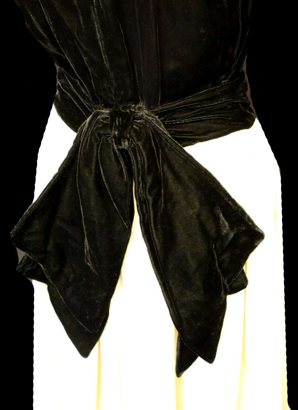 RESERVED Vintage 1940s Monochrome Velvet Crepe Dress