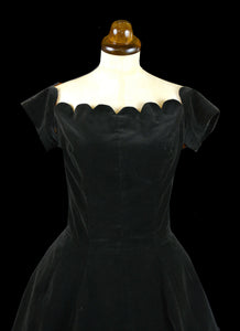 Vintage 1950s Charcoal Black Velvet Scallop Dress