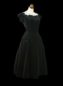 Vintage 1950s Charcoal Black Velvet Scallop Dress