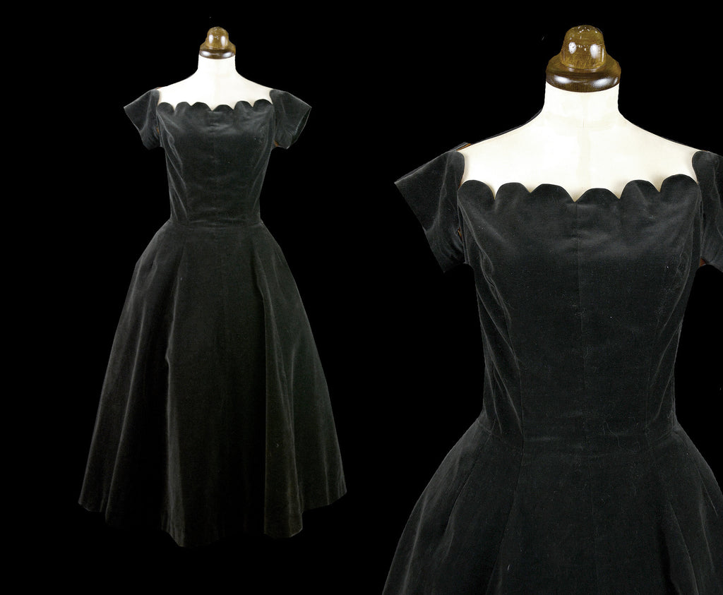 Vintage 1950s Charcoal Black Velvet Scallop Dress