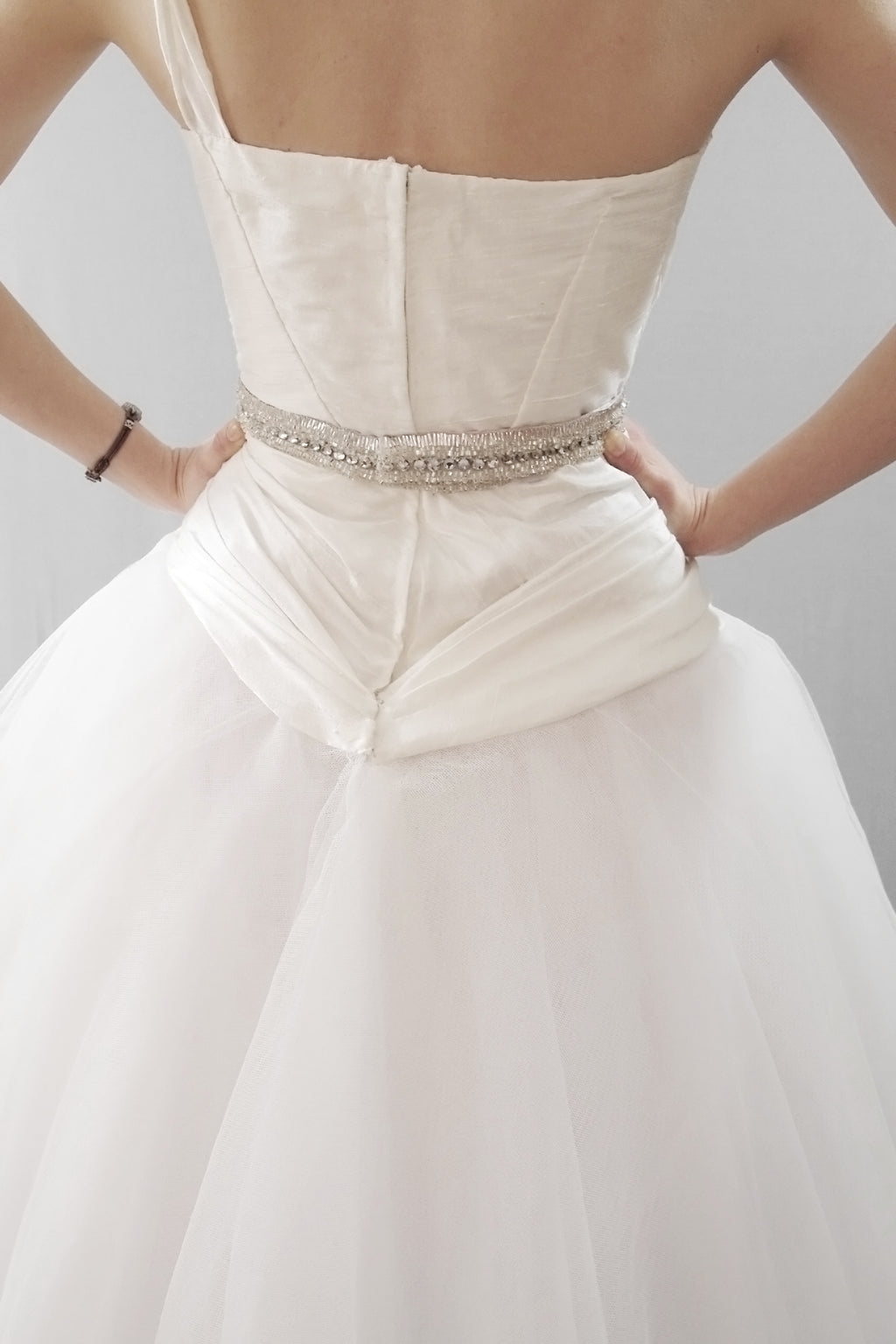 Astor - Silk and Tulle Asymmetric Ballerina Gown