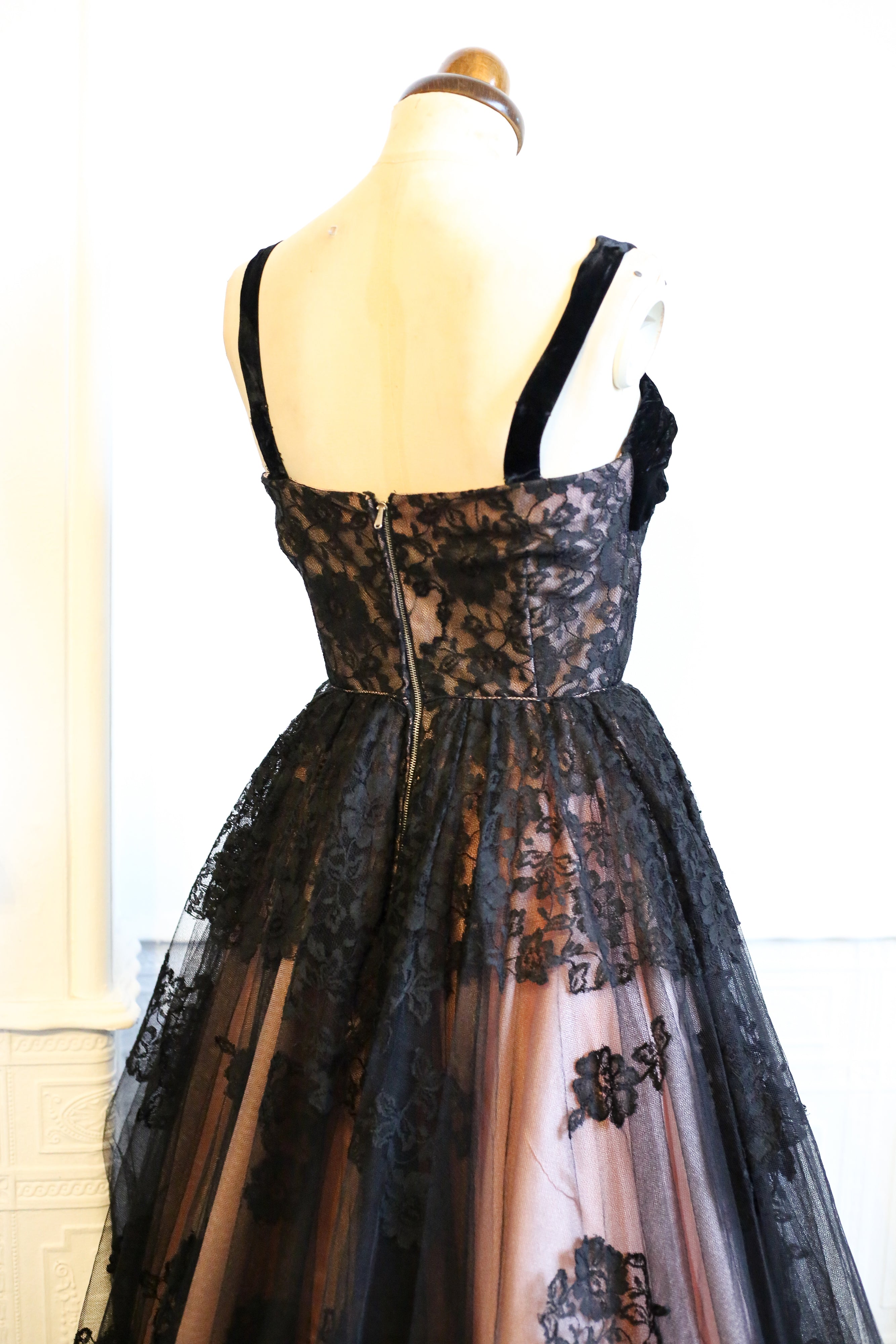 Vintage 1950s Black Pink Lace Tulle Cocktail Dress