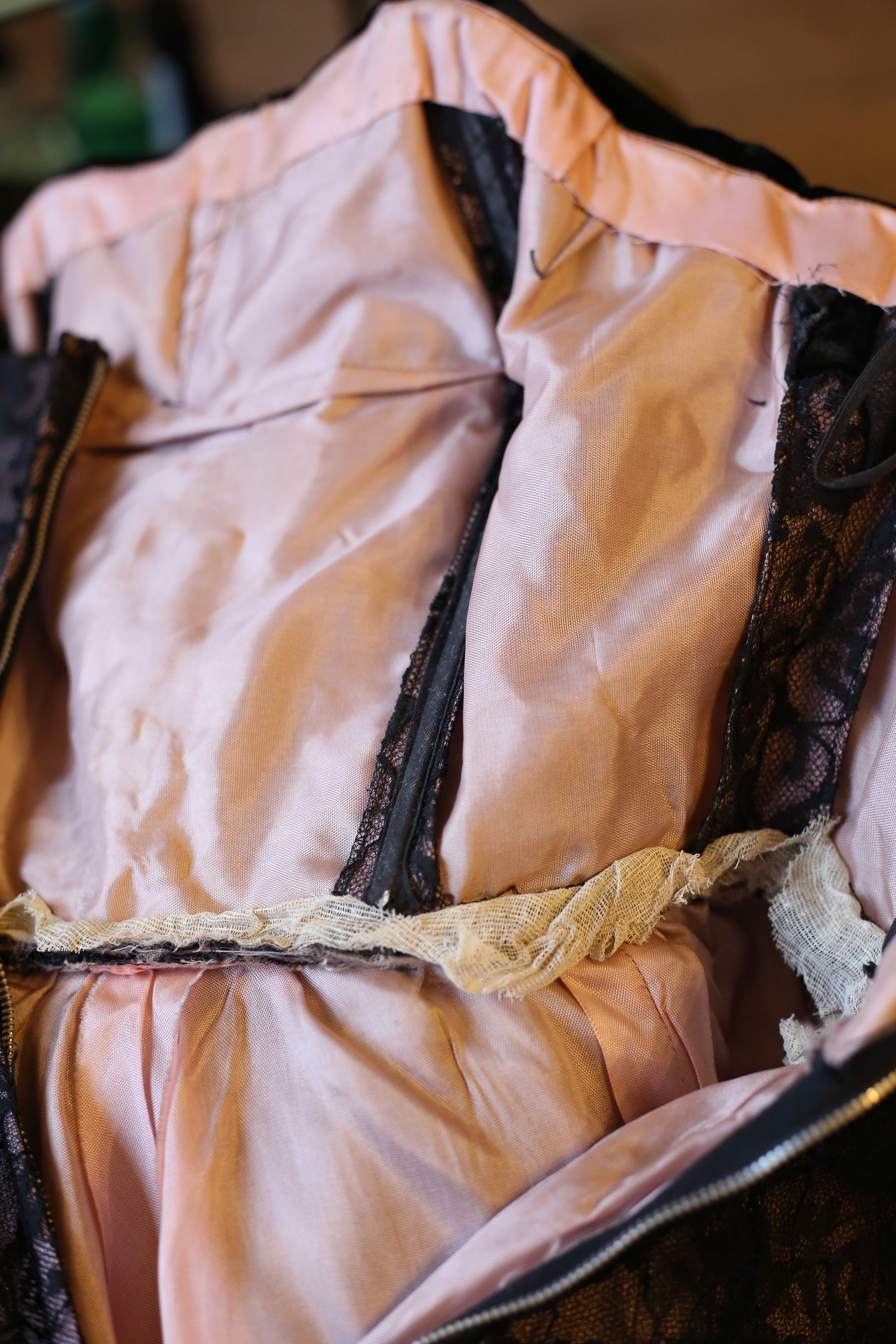 Vintage 1950s Black Pink Lace Tulle Cocktail Dress