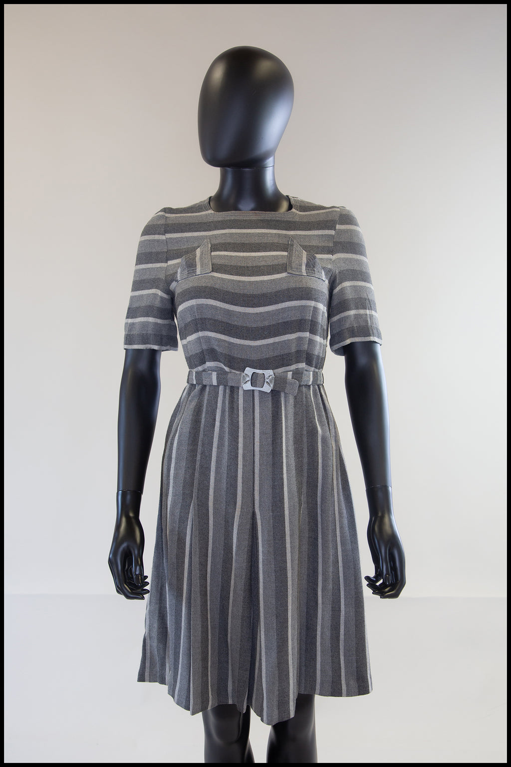 Vintage 1930s Grey Art Deco Wool Dress