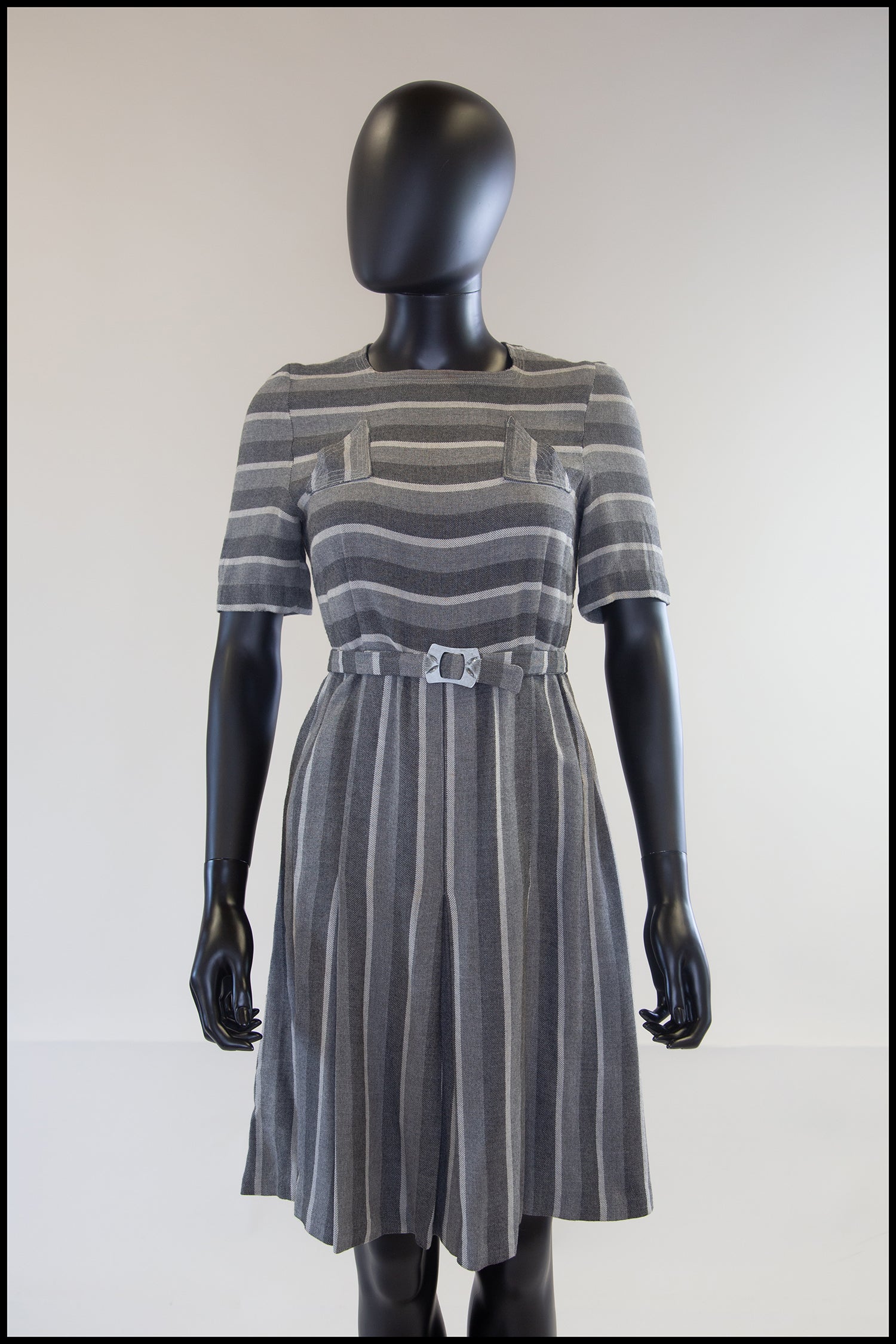 Vintage 1930s Grey Art Deco Wool Dress