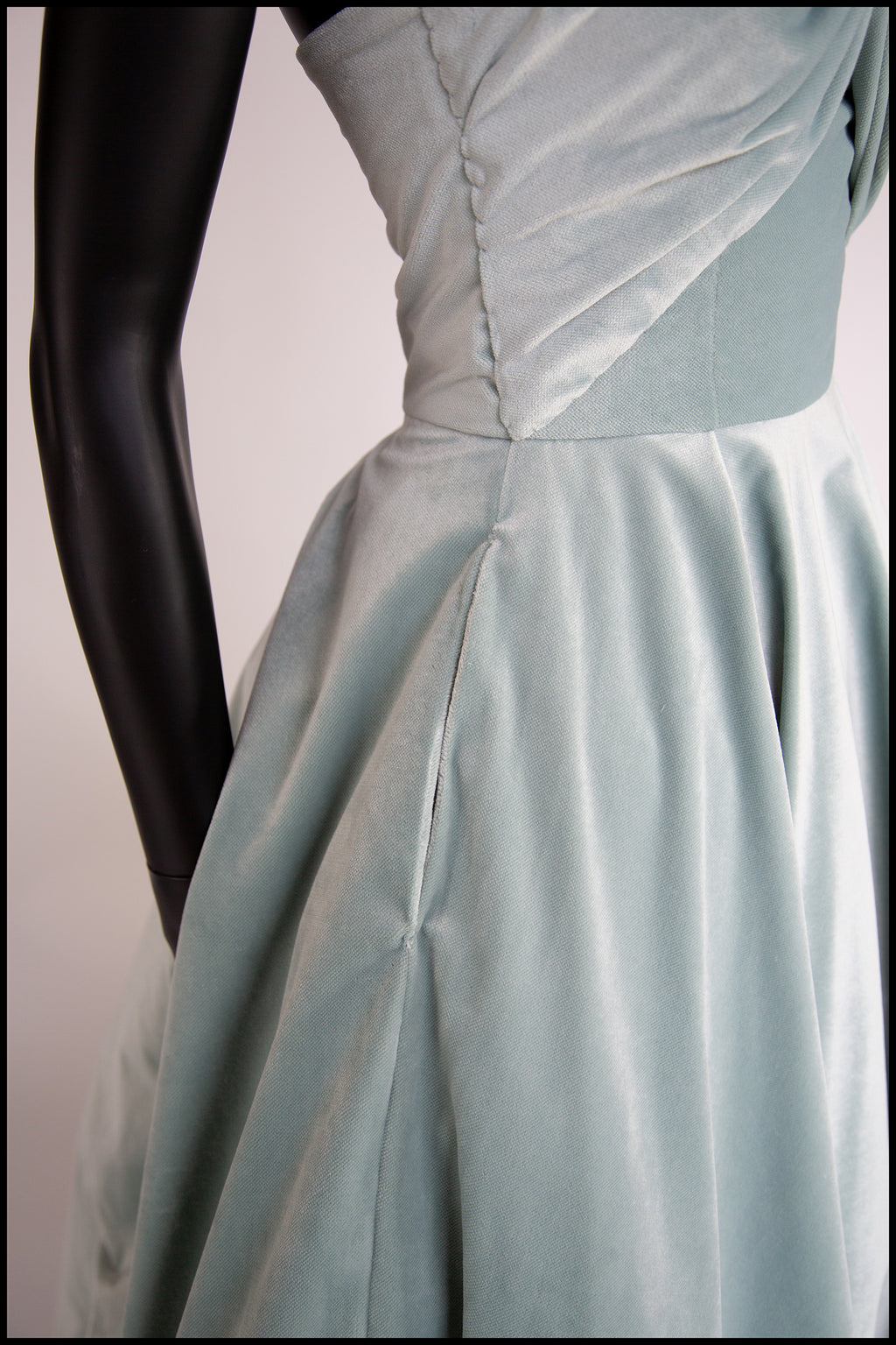 Blush Frost - Blue Velvet Bow Midi Dress