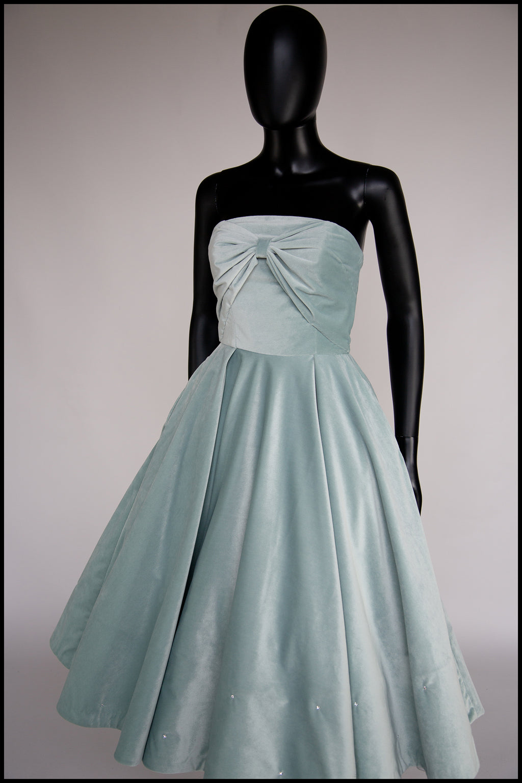 Blush Frost - Blue Velvet Bow Midi Dress