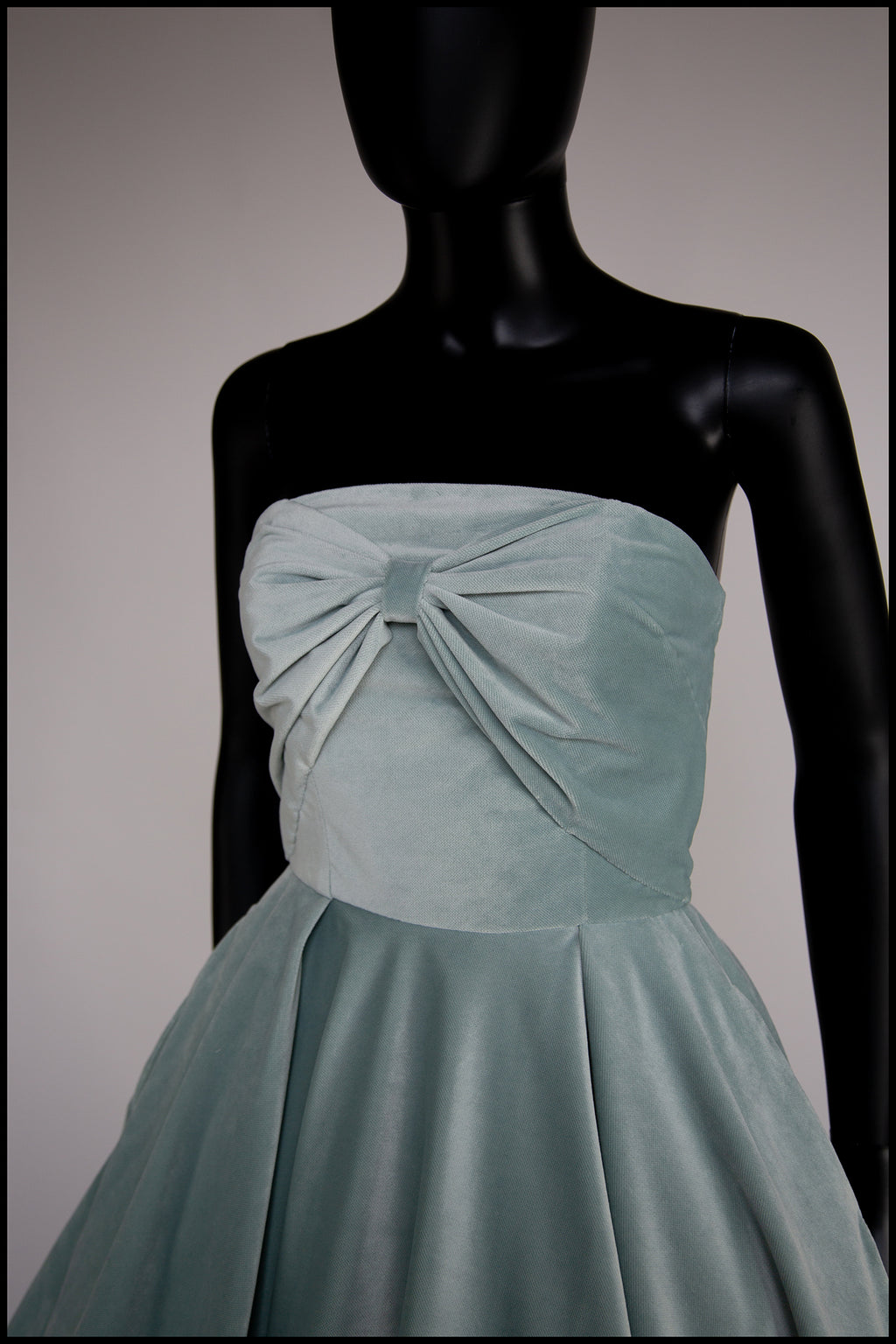 Blush Frost - Blue Velvet Bow Midi Dress