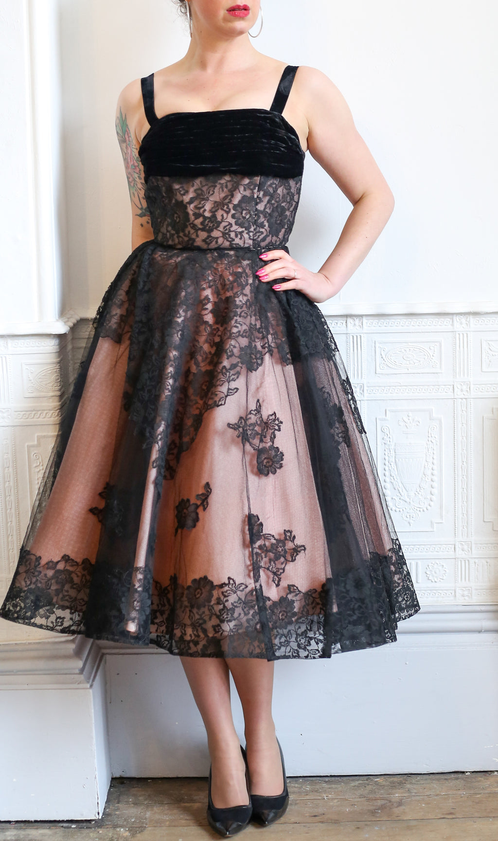 Vintage 1950s Black Pink Lace Tulle Cocktail Dress