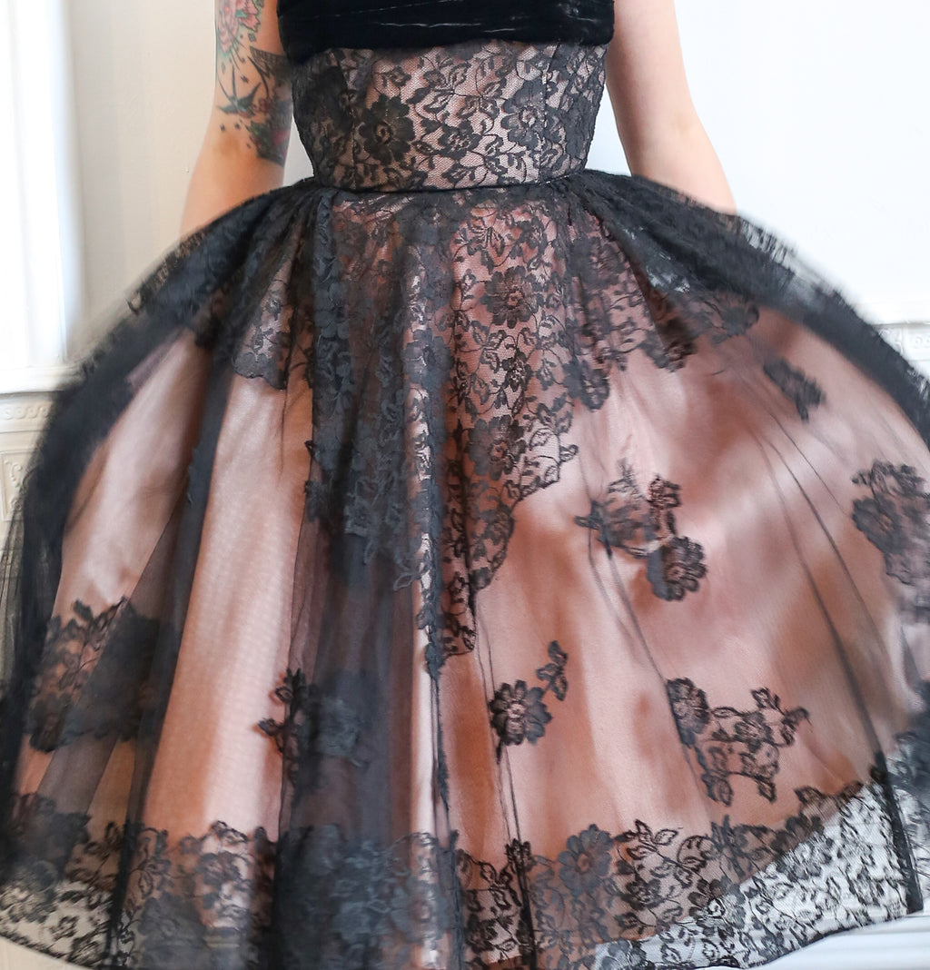 Vintage 1950s Black Pink Lace Tulle Cocktail Dress