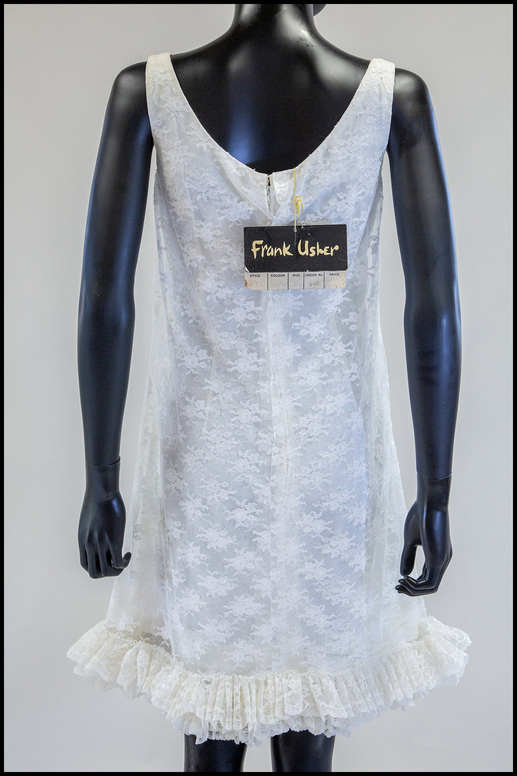 Vintage 1960s White Lace Trapeze Dress