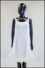 Vintage 1960s White Lace Trapeze Dress