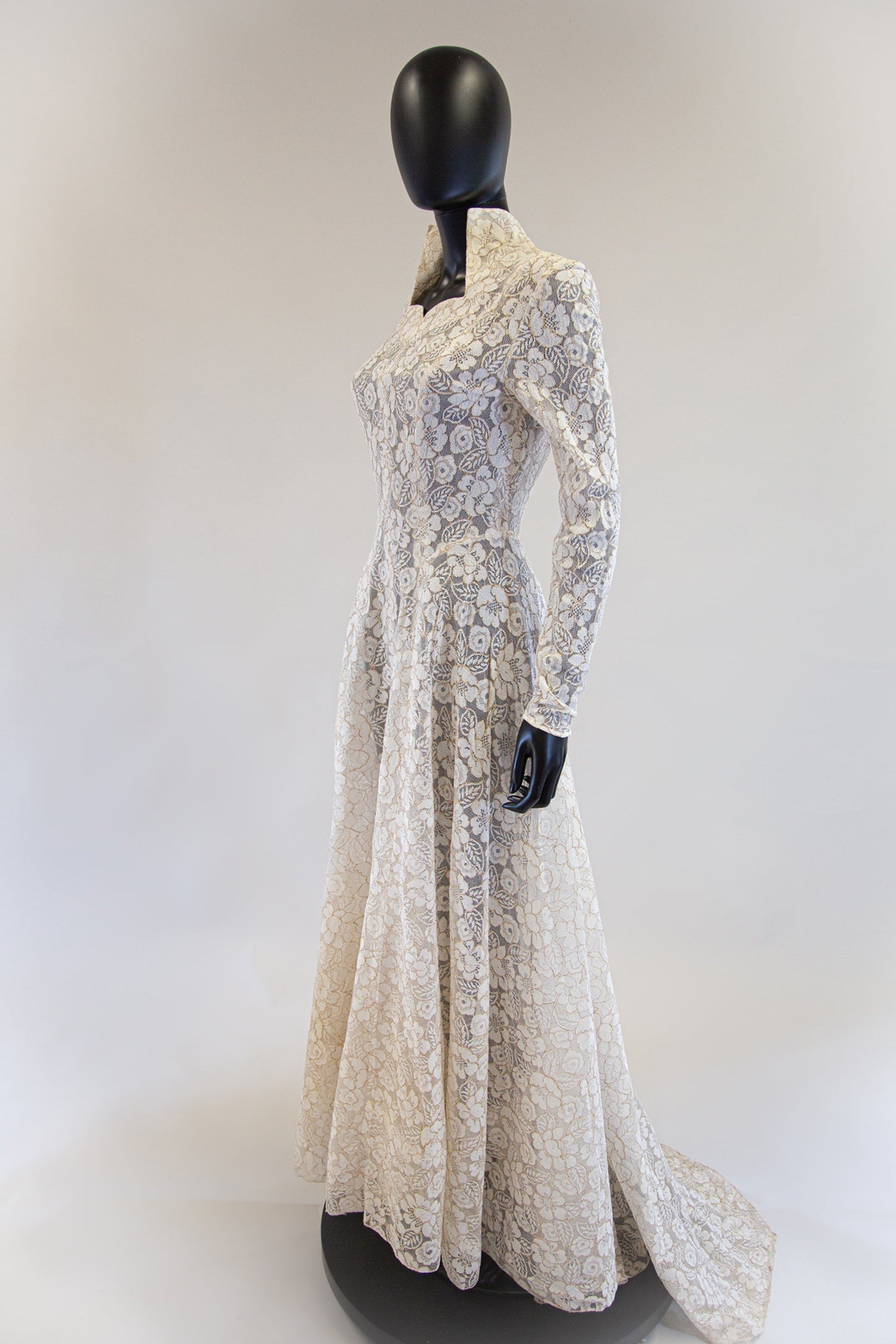 Vintage 1950s Ivory Gold Lace Princess Gown