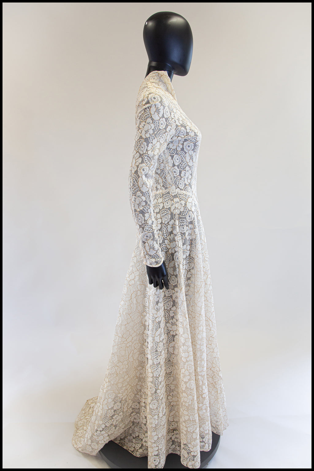Vintage 1950s Ivory Gold Lace Princess Gown