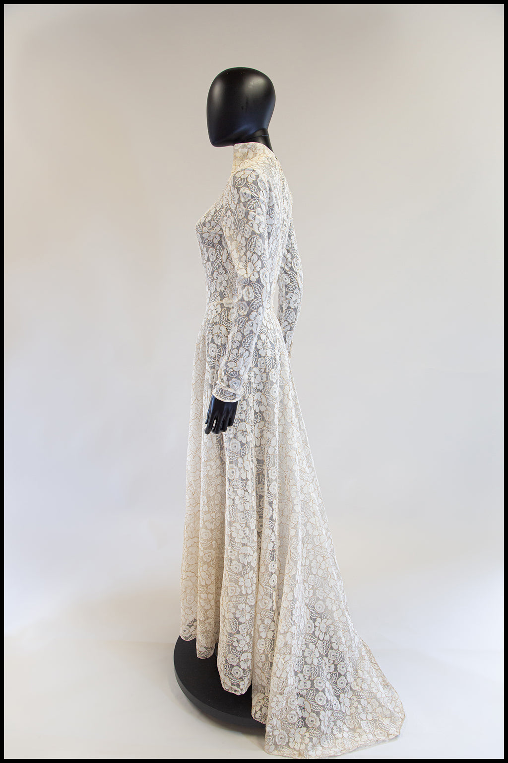 Vintage 1950s Ivory Gold Lace Princess Gown
