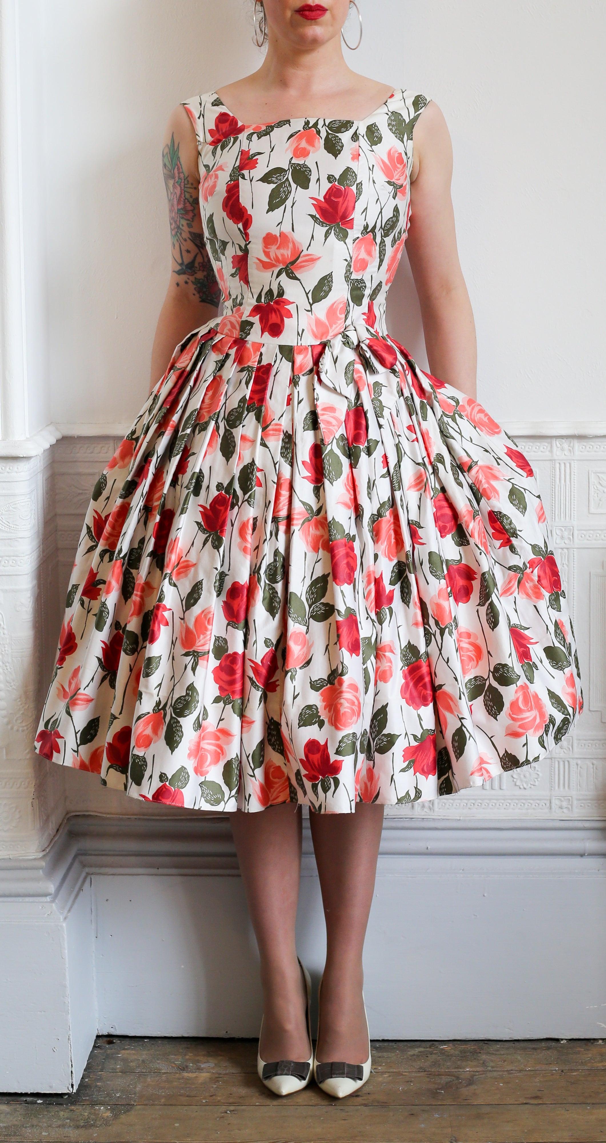 Vintage 1950s Rose Print Cotton Tea Dress