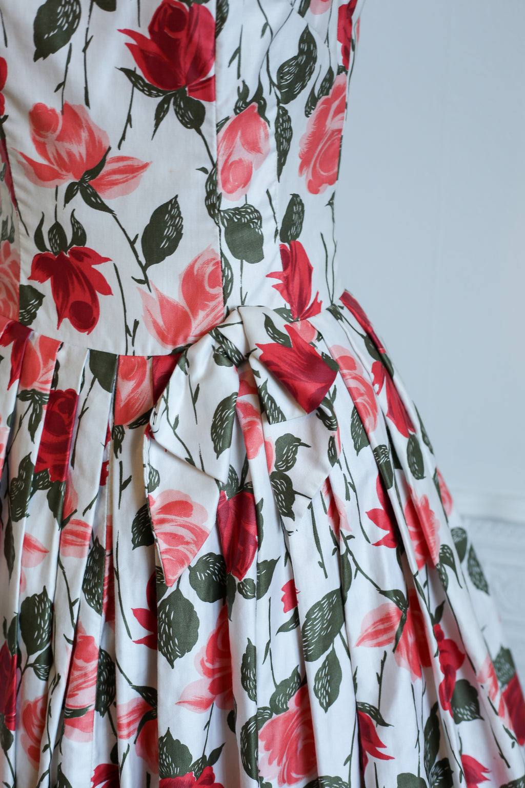 Vintage 1950s Rose Print Cotton Tea Dress