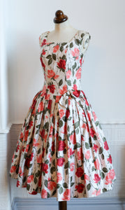 Vintage 1950s Rose Print Cotton Tea Dress