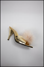 Fluffies - Ivory / Champagne Feather Pompom Shoe Clips