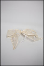 Hat - Large Sinamay Bow Fascinator