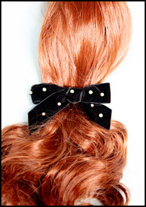 Bow - Small Velvet Pearl Hair Bow