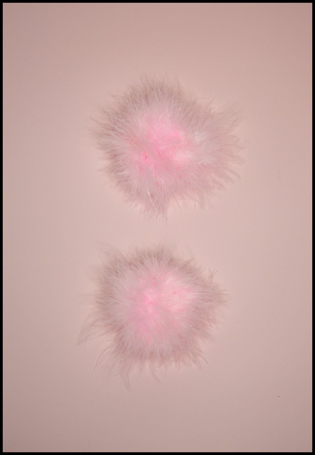 Fluffies - Pink Feather Pompom Shoe Clips
