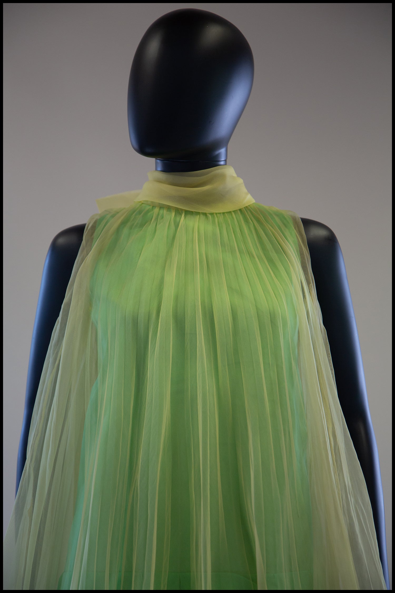 Vintage 1960s Yellow Green Organza Trapeze Dress – ALEXANDRAKING