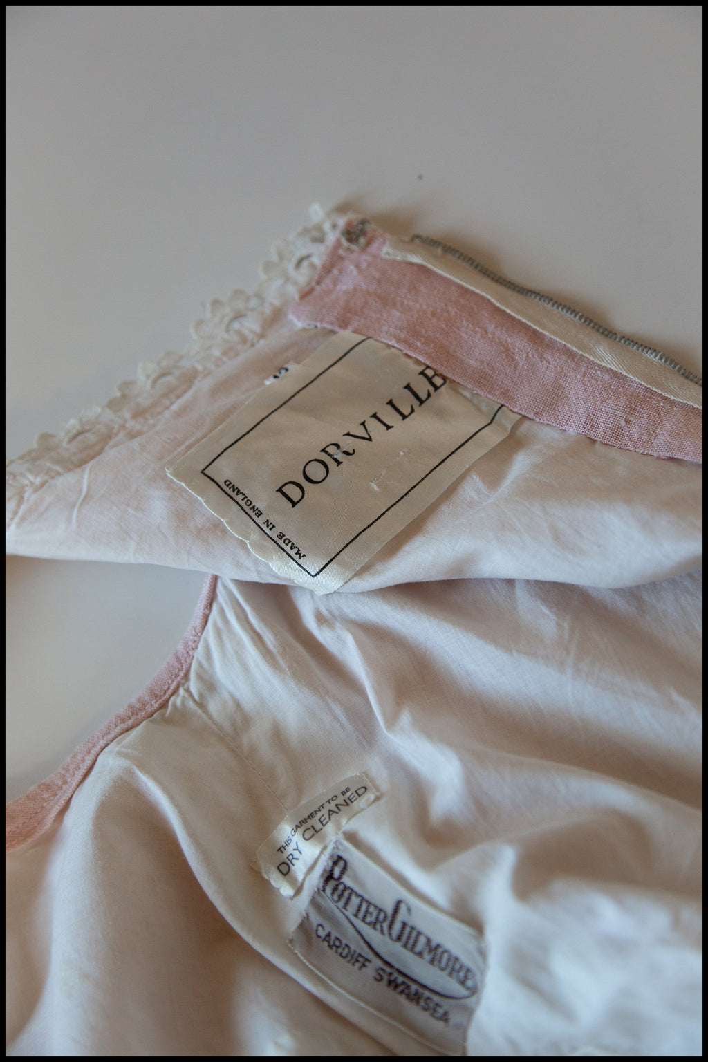 Vintage 1950s Pink Linen and Lace Dress