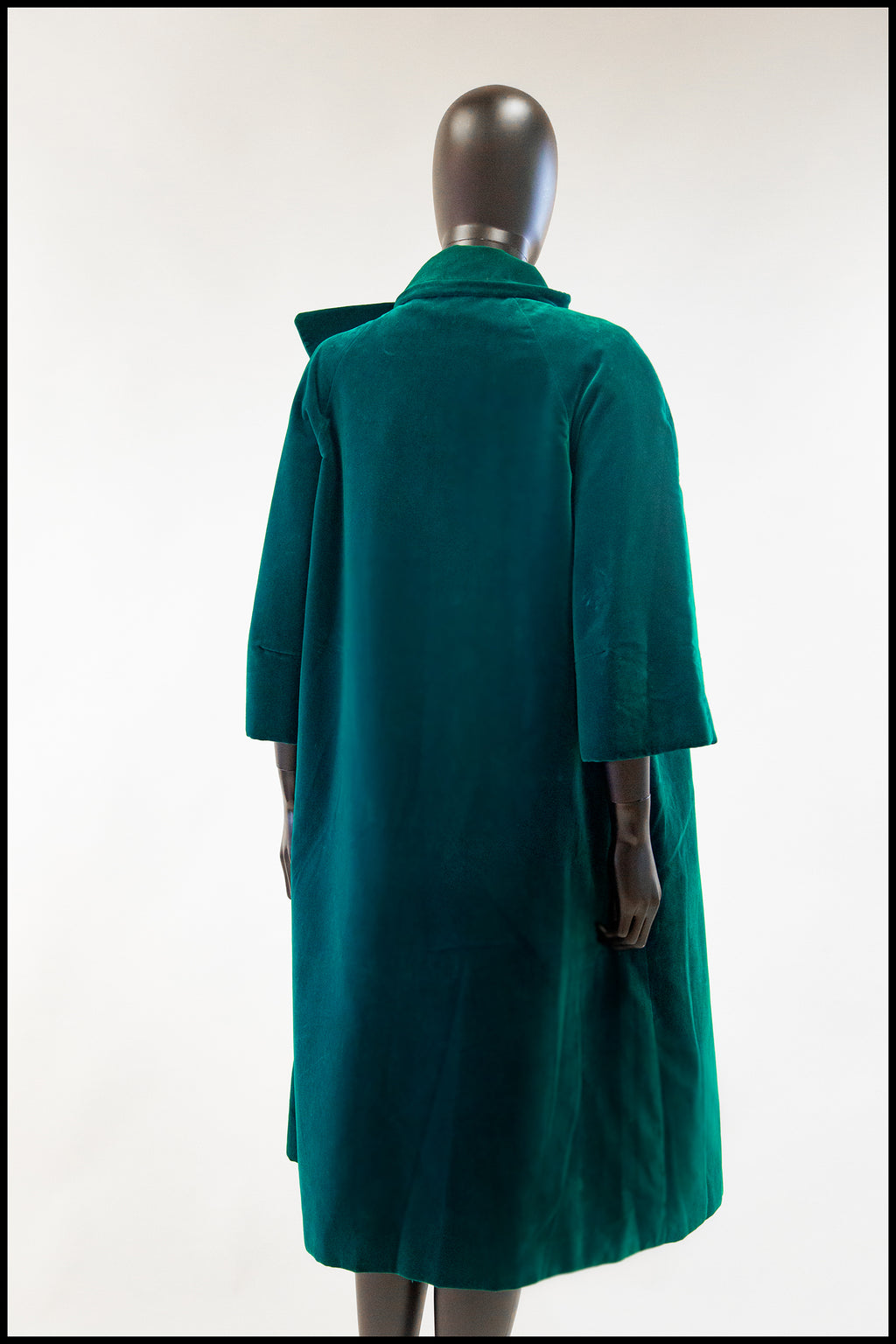 Vintage 1950s Emerald Green Velvet Evening Coat