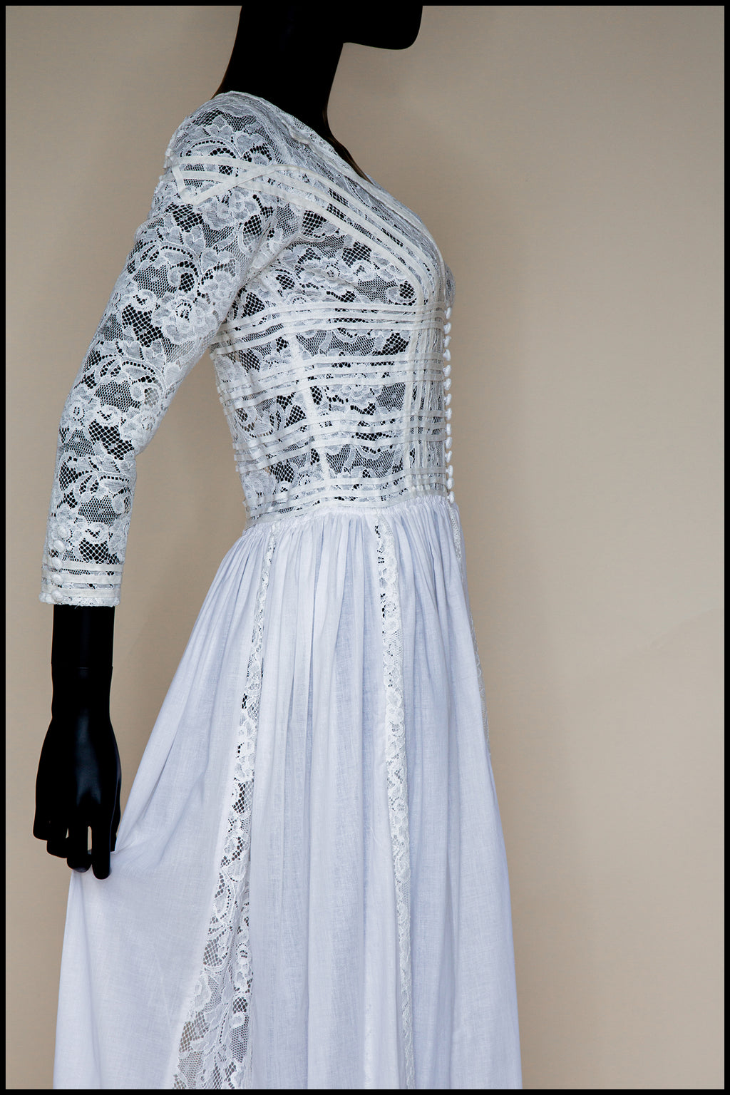 cotton wedding dress Boho with long sleeves, 8 weeks / 20 knowing that your dress is as adaptable as your love 1910 - Edwardian Cotton Lace