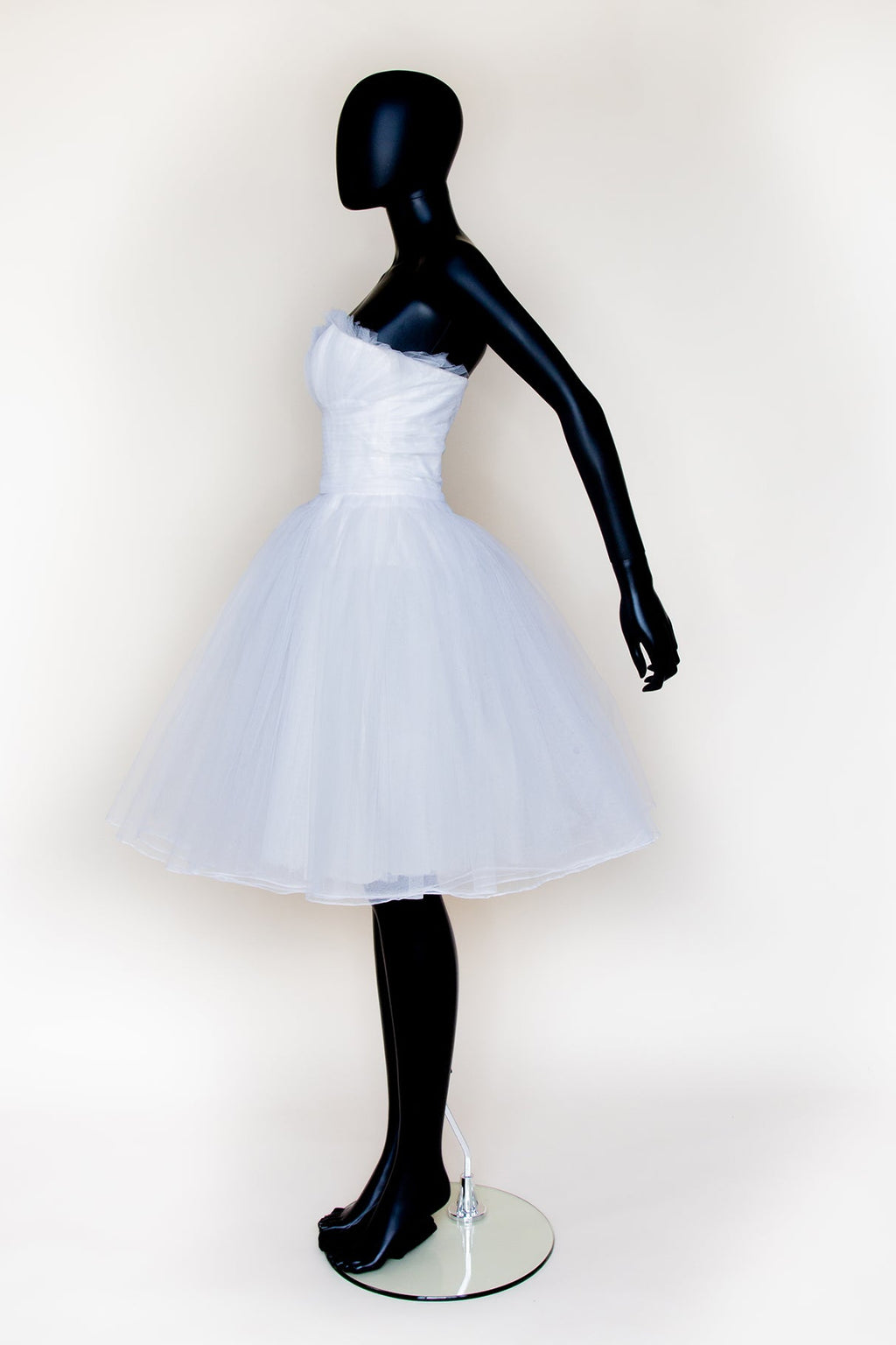 white tulle vintage style prom dress wedding dress