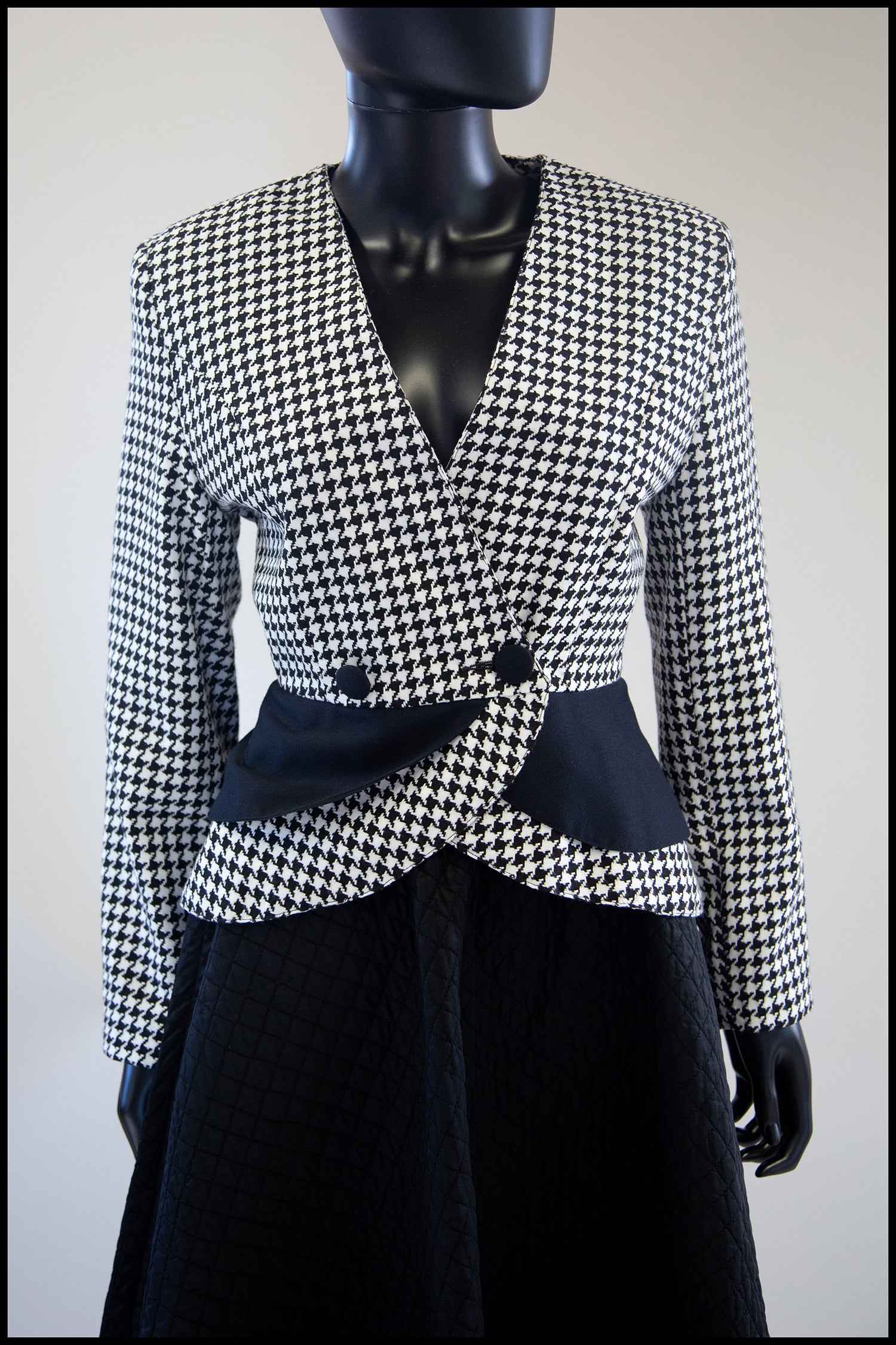 Vintage 1980s Travilla Houndstooth Jacket