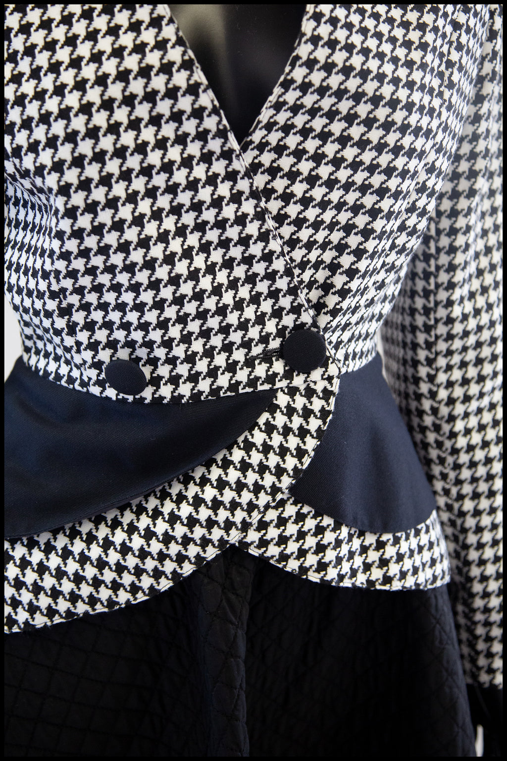 Vintage 1980s Travilla Houndstooth Jacket