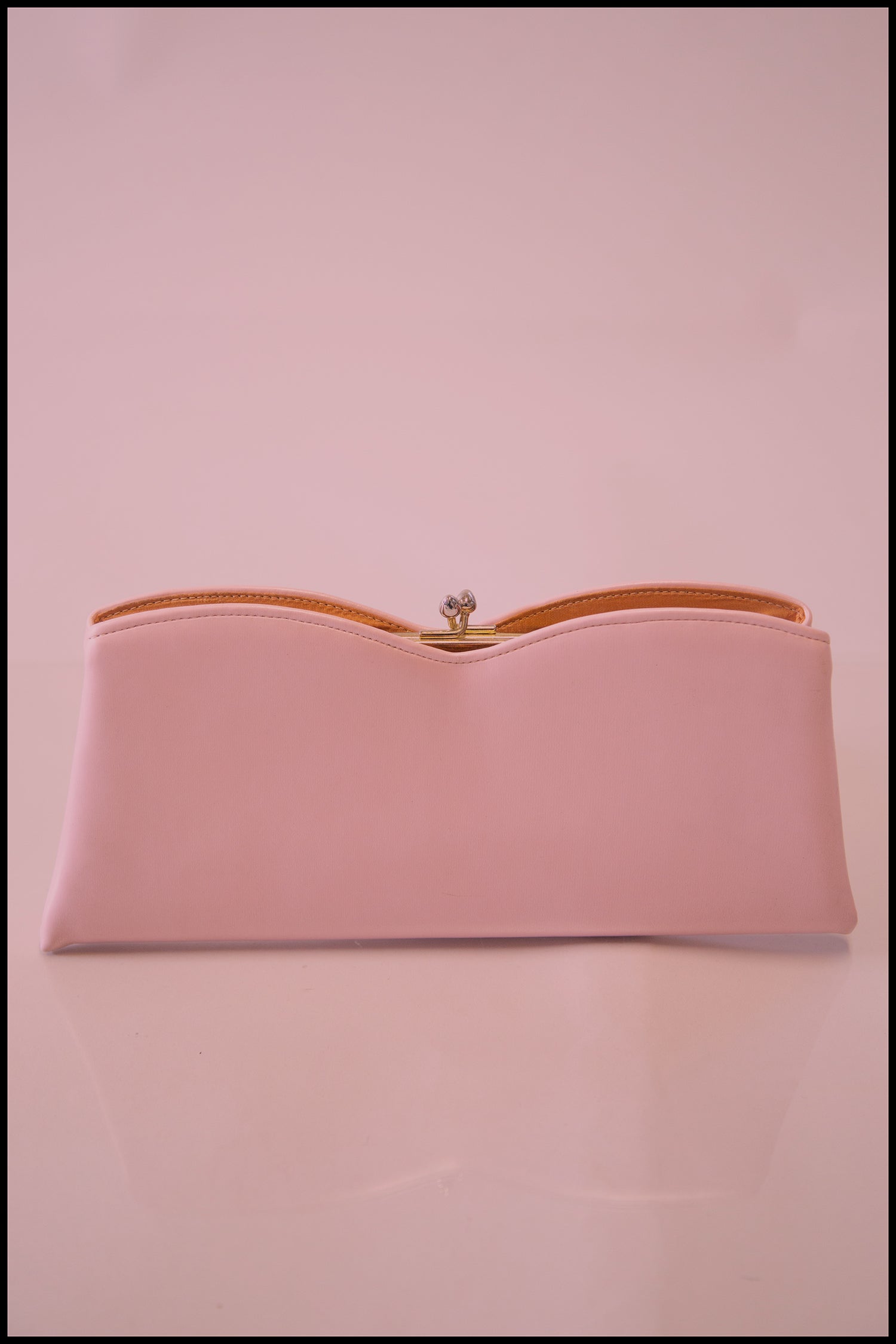 Vintage 1960s Pink Pearlescent Leather Clutch Bag