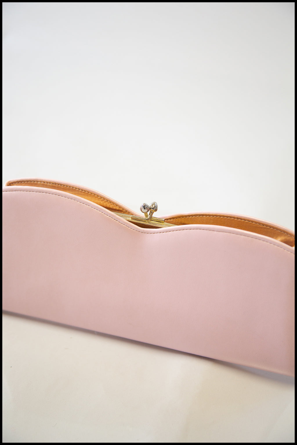 Vintage 1960s Pink Pearlescent Leather Clutch Bag