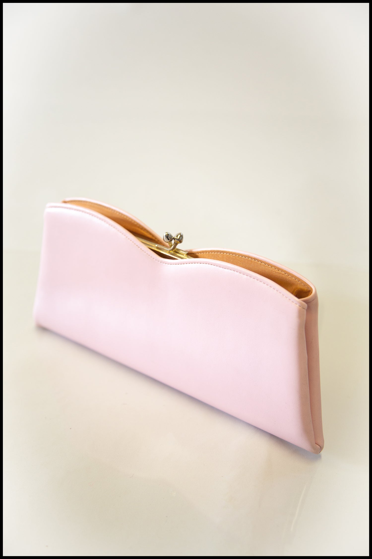 Vintage 1960s Pink Pearlescent Leather Clutch Bag