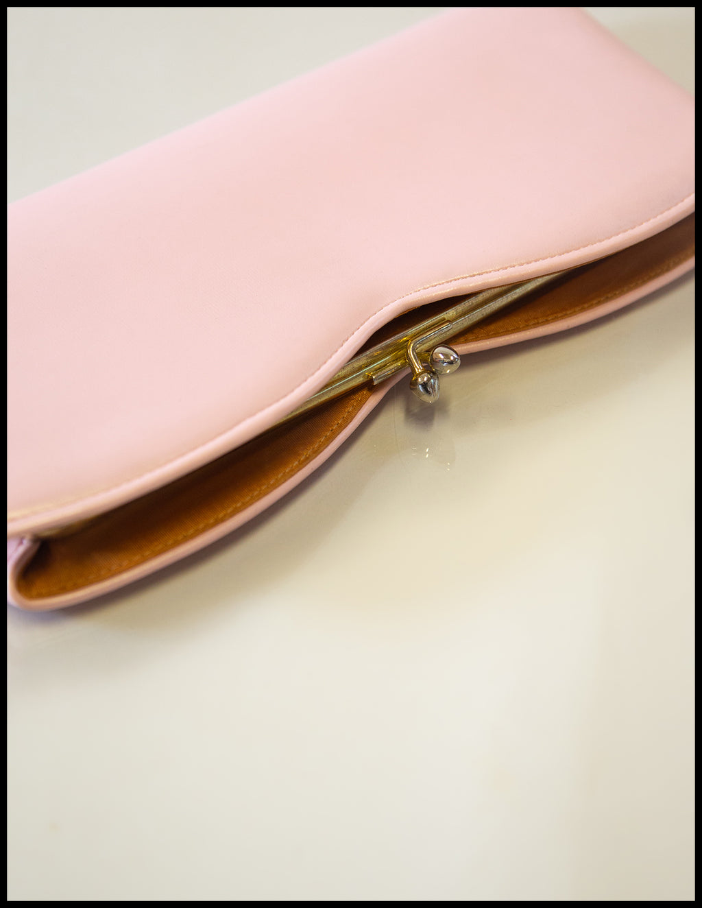 Vintage 1960s Pink Pearlescent Leather Clutch Bag